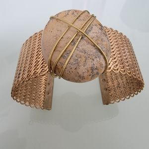 Gold Tone Bracelet Wrapped with Stone